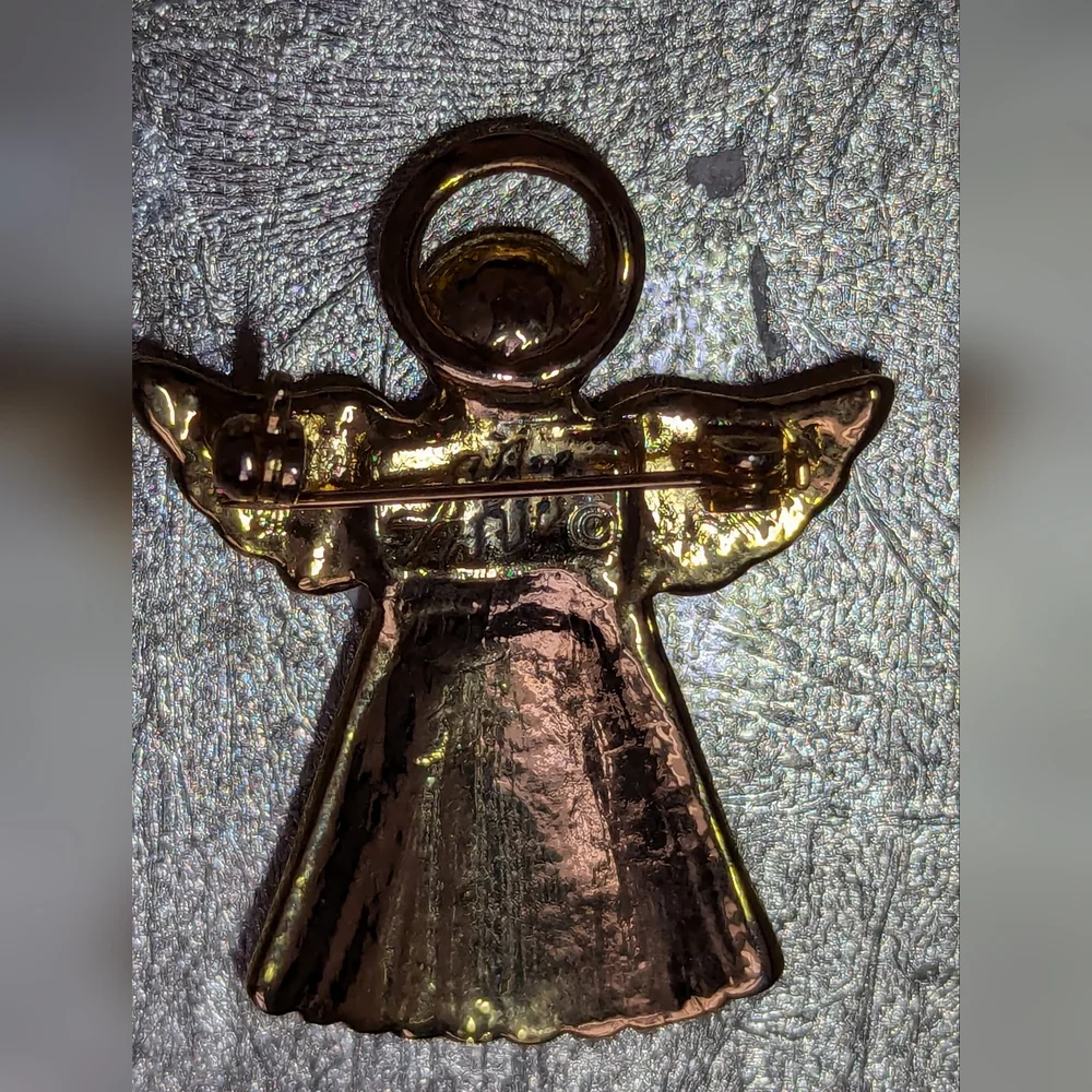 Angel Brooch pin Crystal Accent AAI signed Memory Holiday Christian Vintage